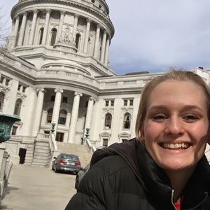 Meet your Posher, Josephine